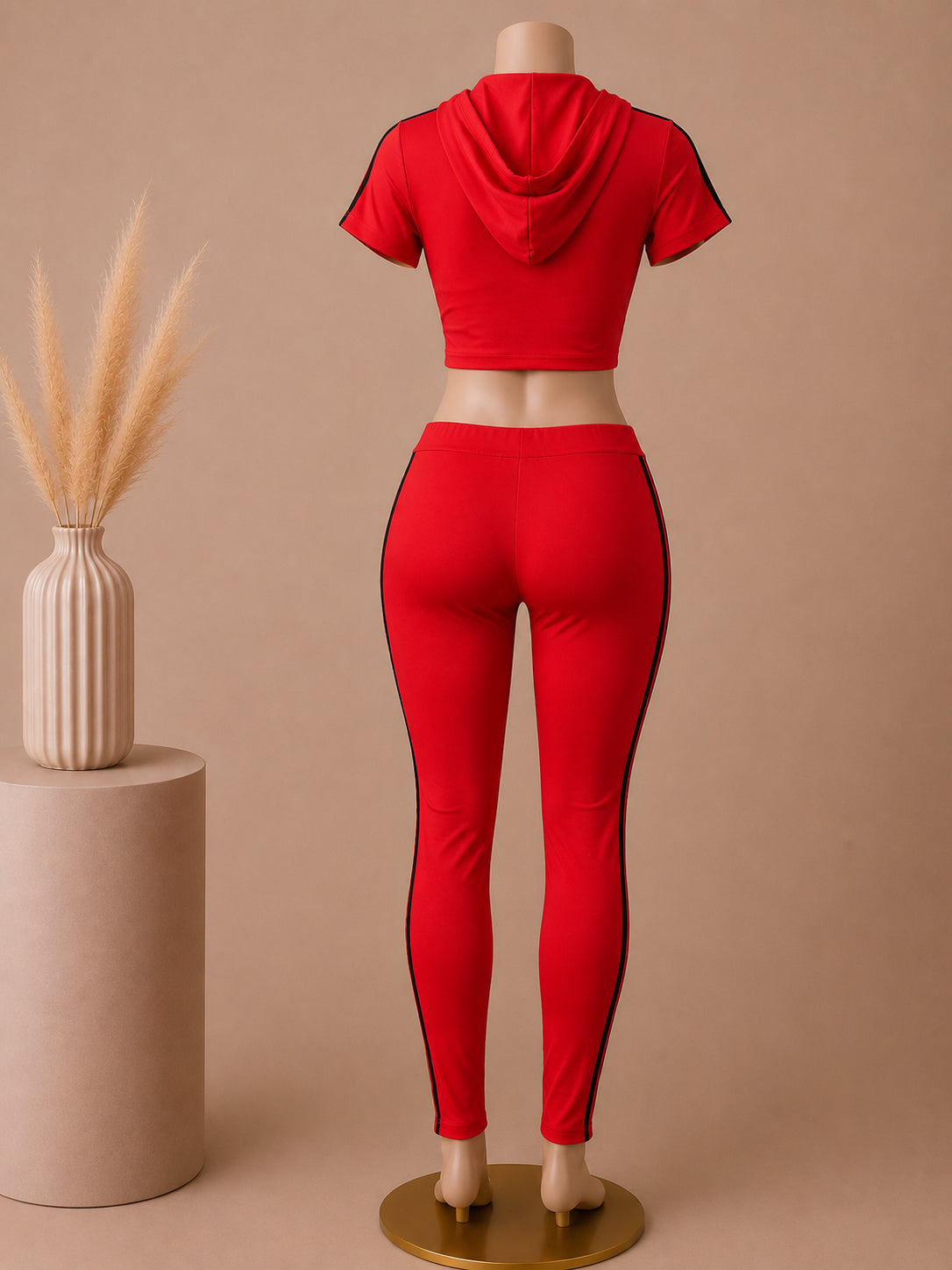 GO FOR THE PLAY Crop Hoodie & Leggings Activewear Set – Red image 1