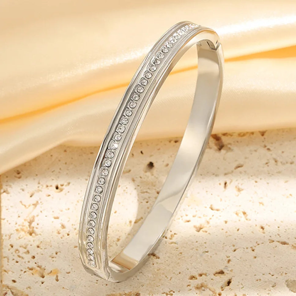Tennis Bracelet image 1