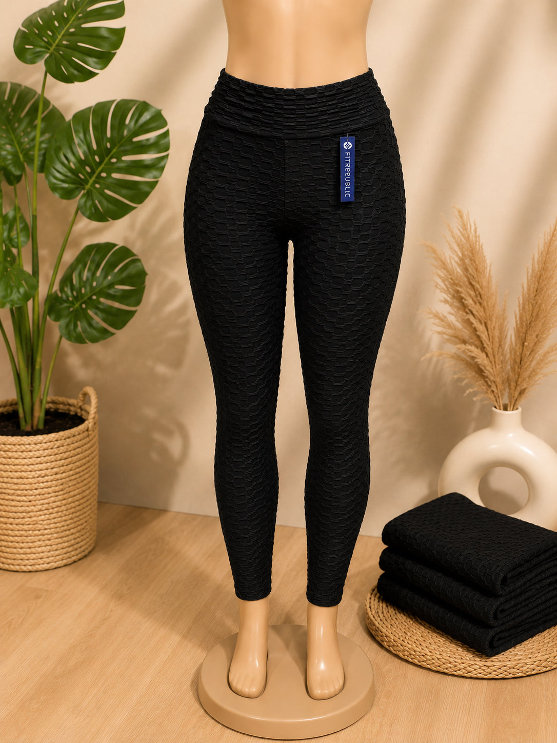 Women’s High-Waisted Textured Butt Lift Leggings  image 2