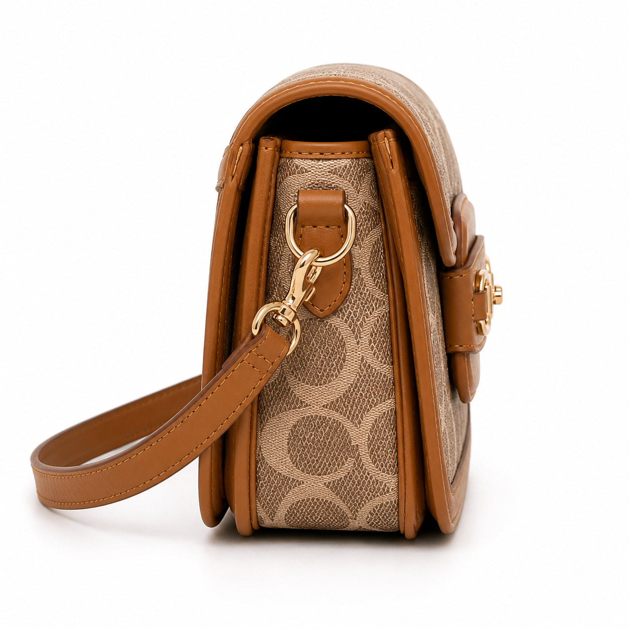 👜 Classic Signature Crossbody Bag  image 3