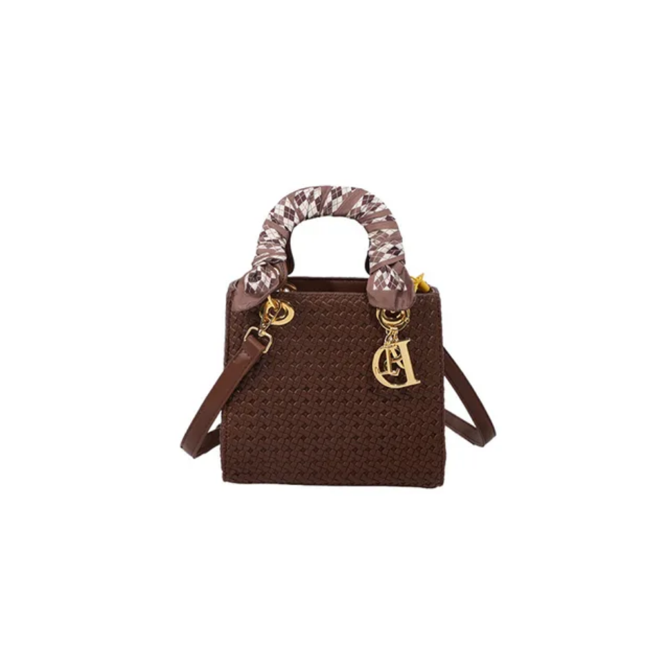 Luxury Textured Handbag with Shoulder Strap  image 4